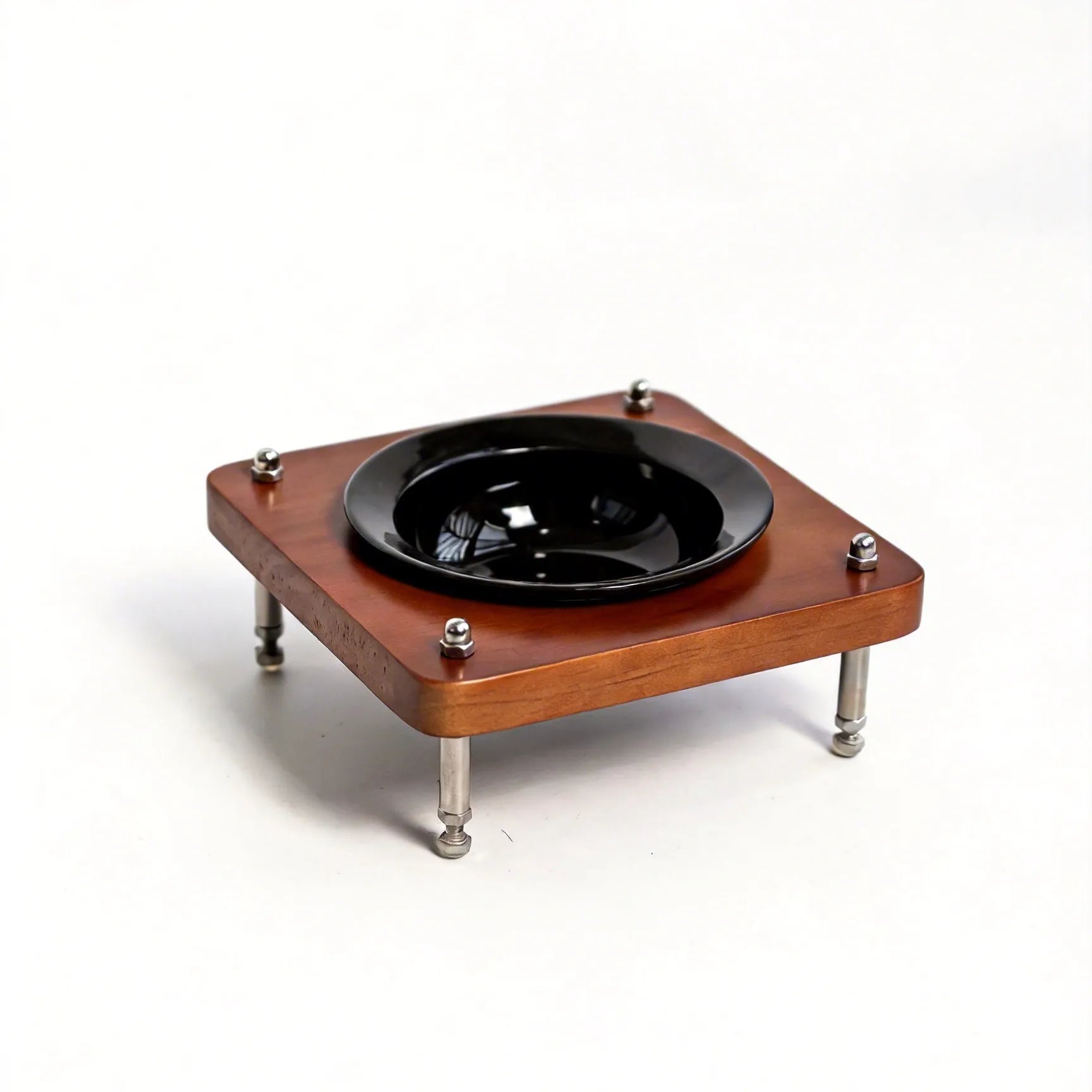 Designer dog & cat feeding station, microwave and dishwasher safe ceramic bowl
