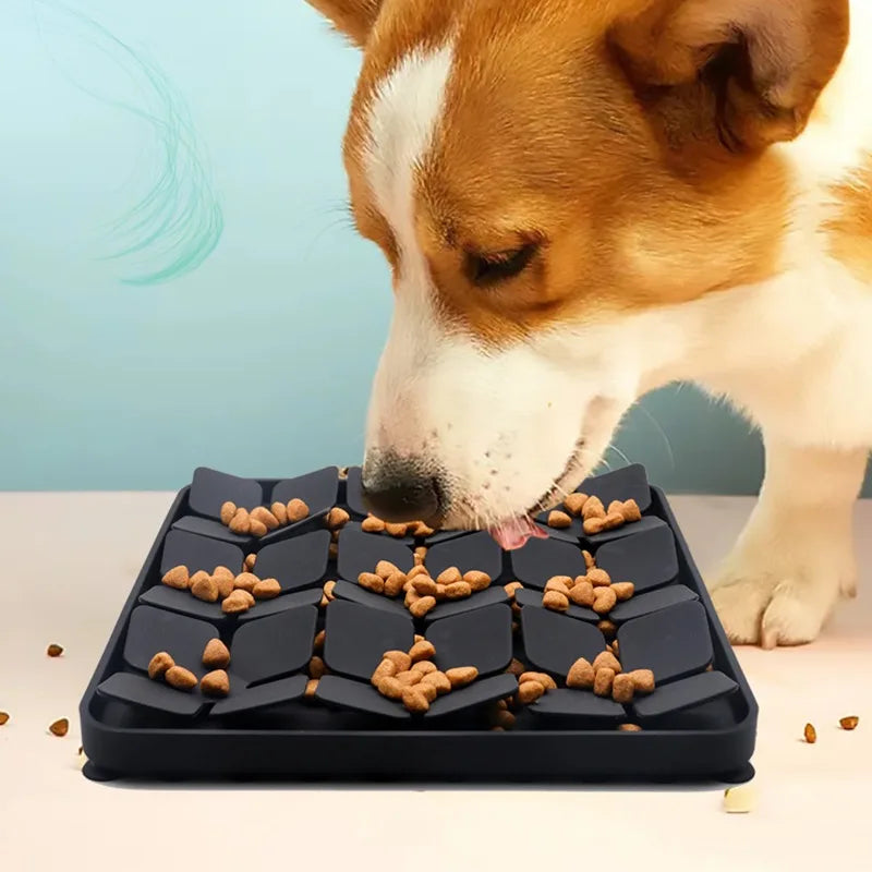Square Flower Design Silicone Slow Feeder Pet Lick Mat Pet Bowls & Feeders for Dog Sniffing & Snuffle Mat